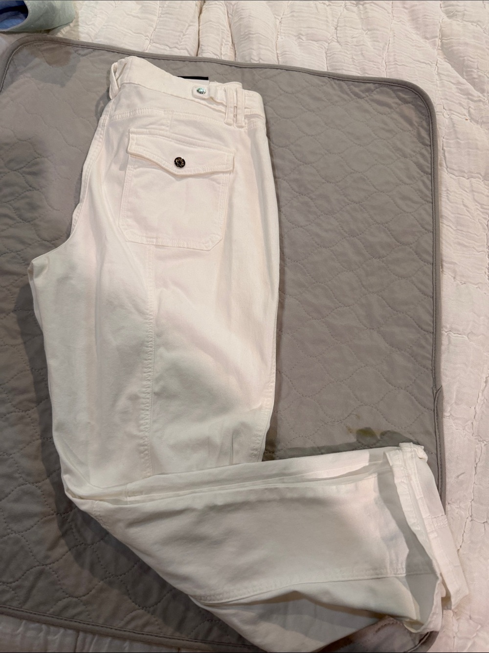 White House Black Market Men's Straight White Jeans